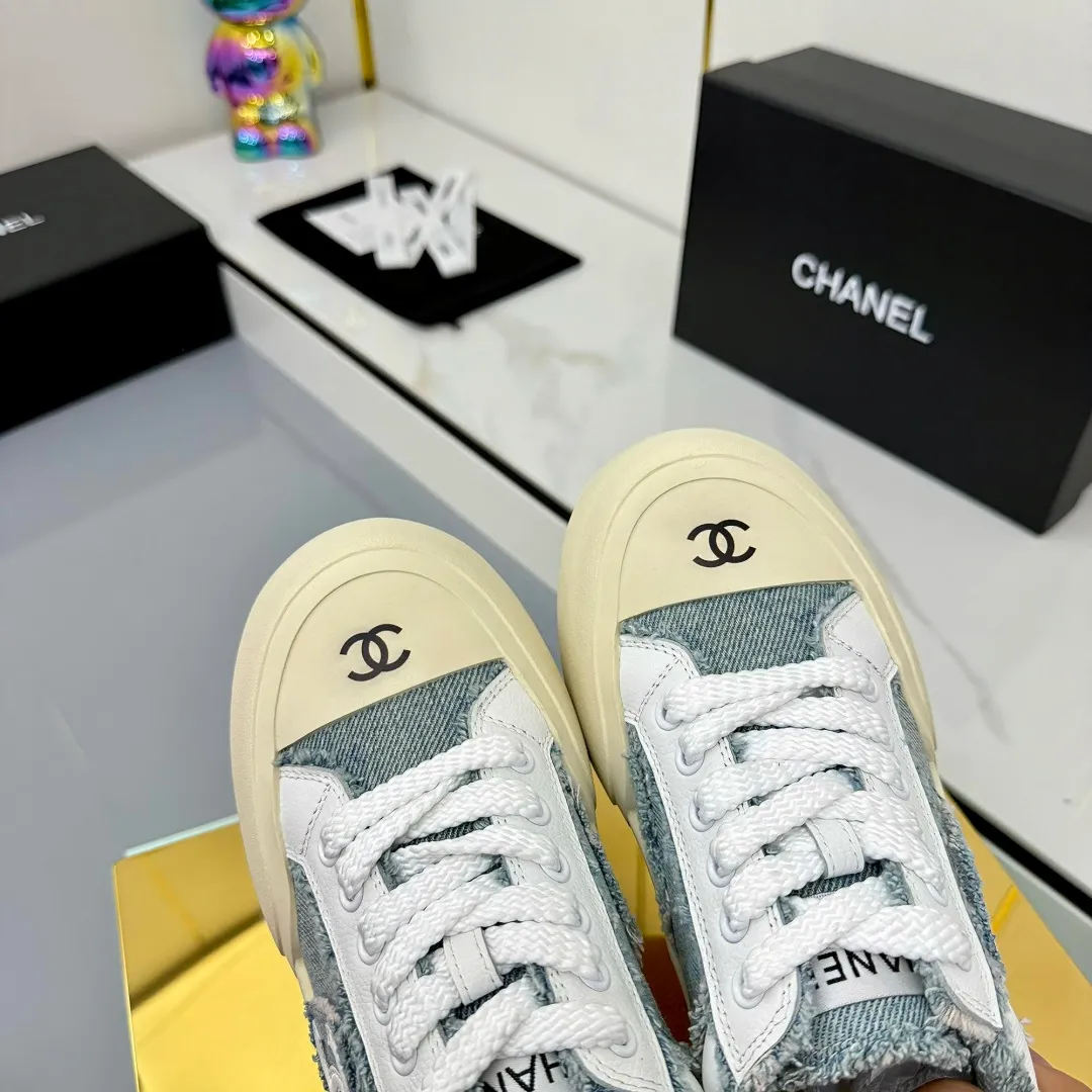 👟👟Ex-factory price 620👟👟 Chanel bread shoes ~ original calfskin panda shoes Chanel 25C latest hot style panda black and white sports shoes casual sneakers Xiaoxiang hot item classic black and white panda color coco girls must pay Fabric: original custom mixed sheepskin lining: original imported breathable mesh lining outsole: Original molded rubber + TPU combination Size: Women's 35-41 Buy now👉